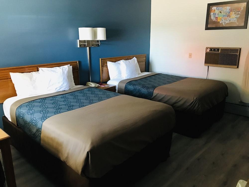 Econo Lodge Saint Albans photo 4