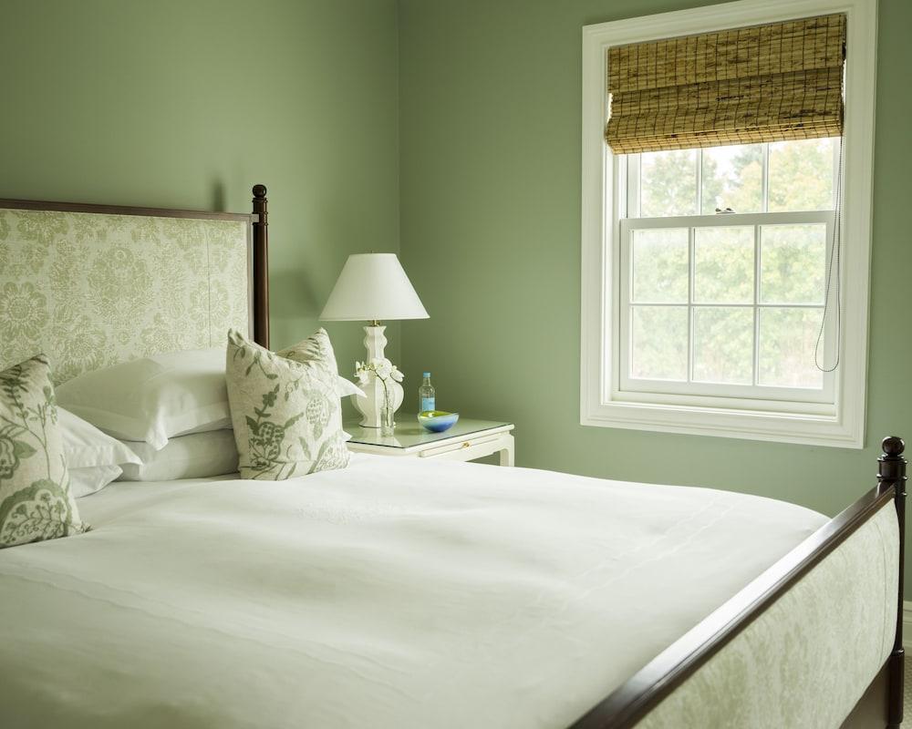 The Quogue Club at Hallock House photo 13
