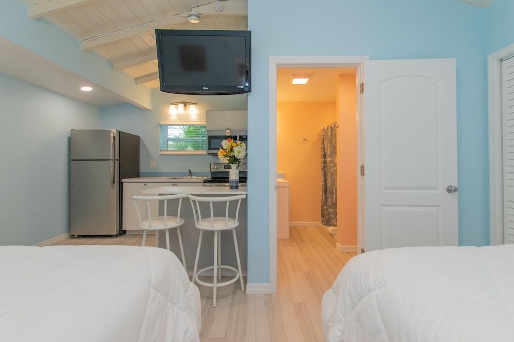 Sunset Cove Beach Resort photo 7