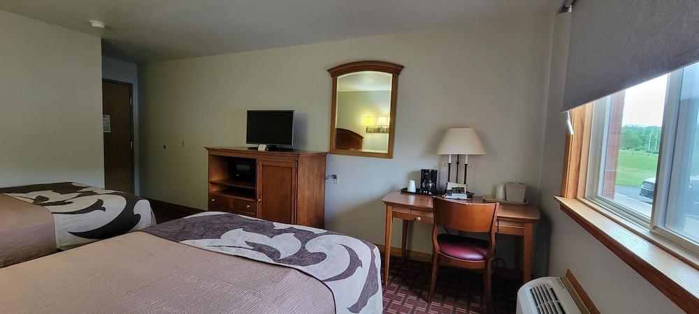 Mountaineer Inn photo 4