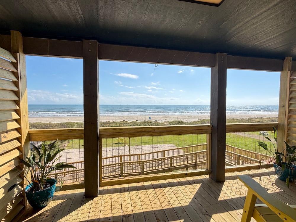 The Breeze Beachfront Resort photo 10