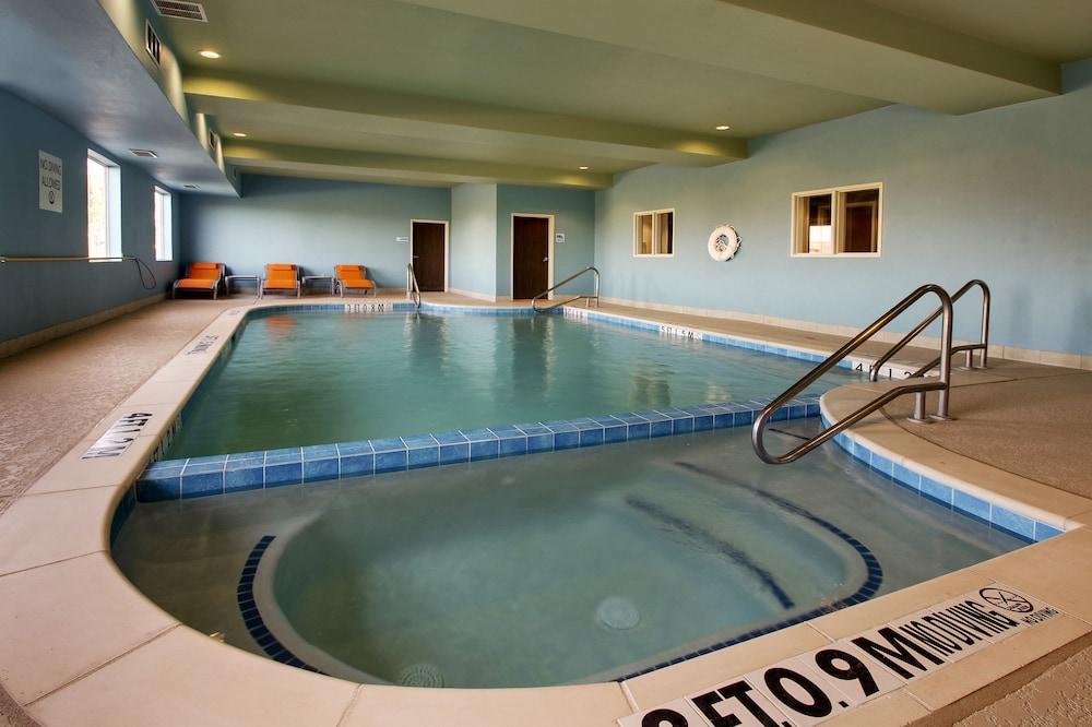 Holiday Inn Express Hotel & Suites Vernon College Area by IHG photo 36