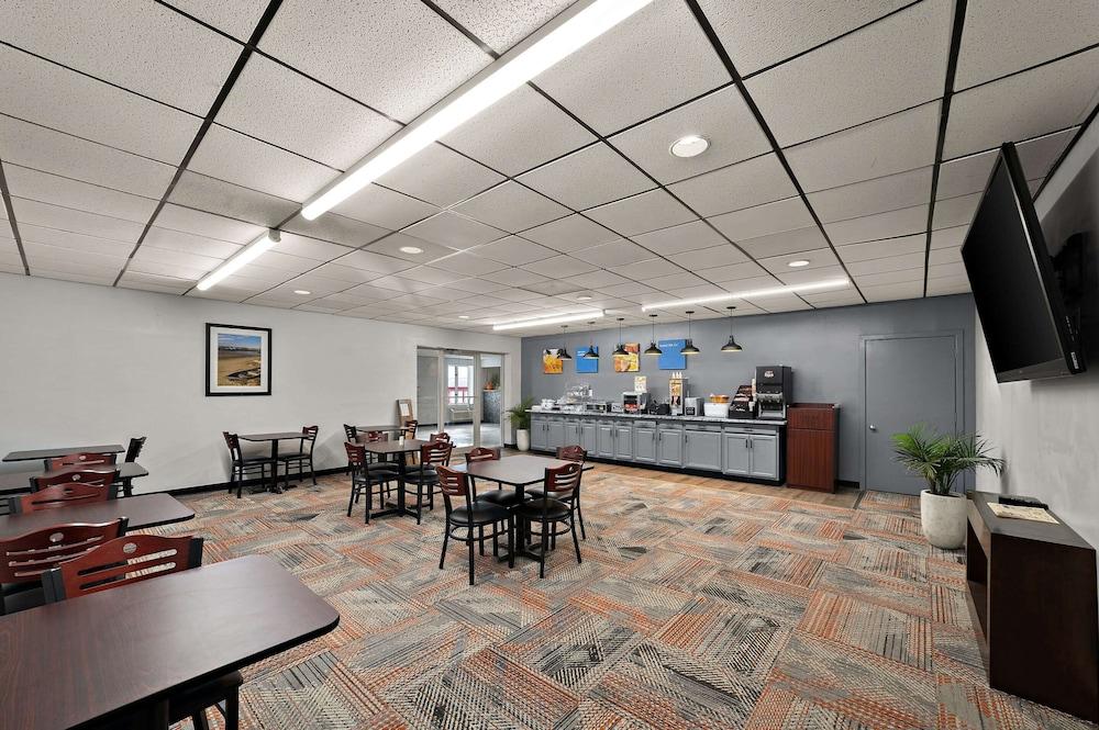 Quality Inn & Suites Caribou photo 67