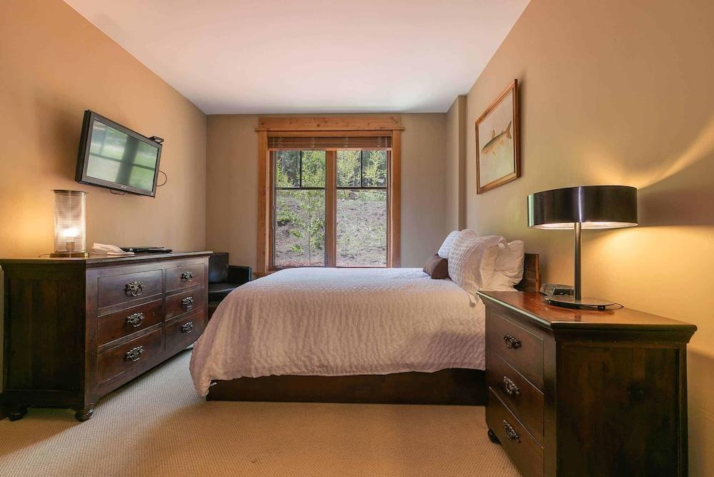 East West Hospitality Tahoe photo 58