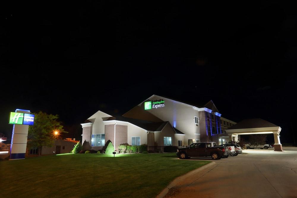 Holiday Inn Express Oneill by IHG photo 50