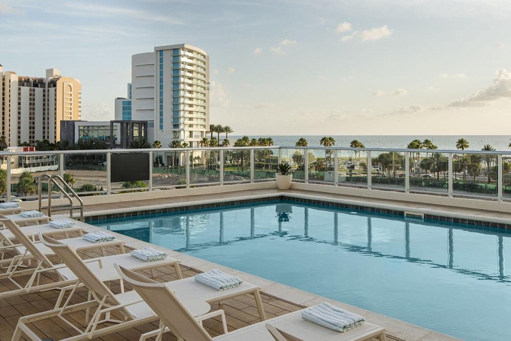AC Hotel Clearwater Beach photo 1