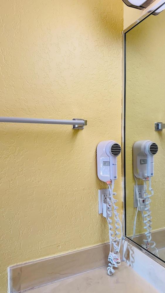 Budget Inn - Orlando photo 15