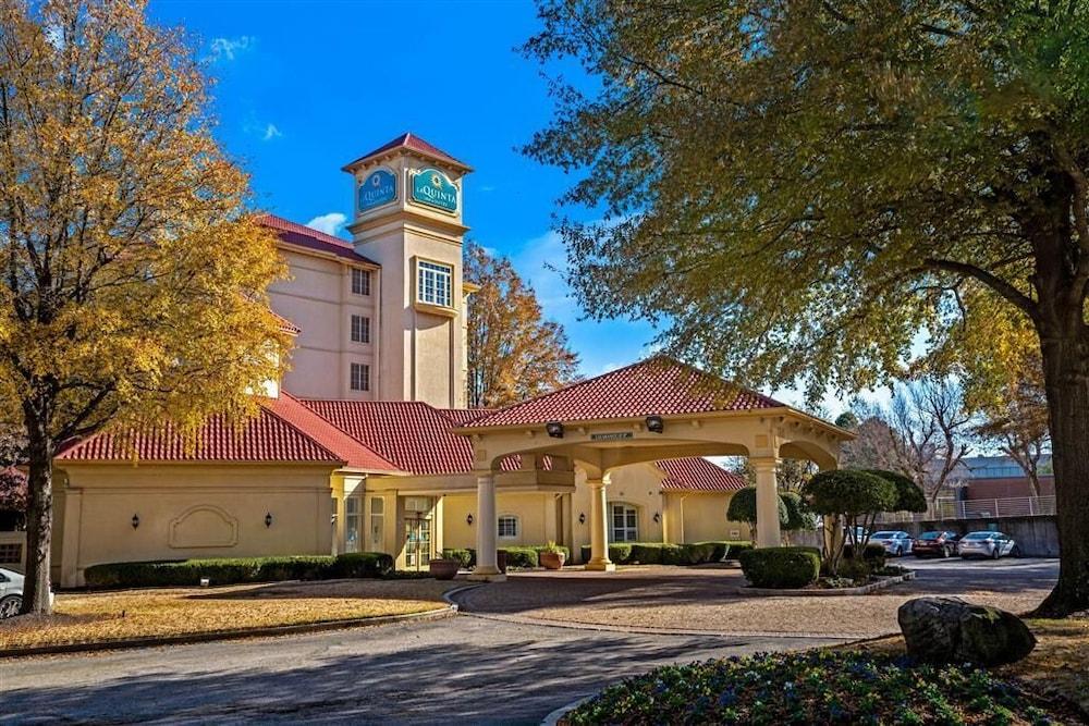 Holiday Inn Express & Suites Memphis East by IHG photo 42