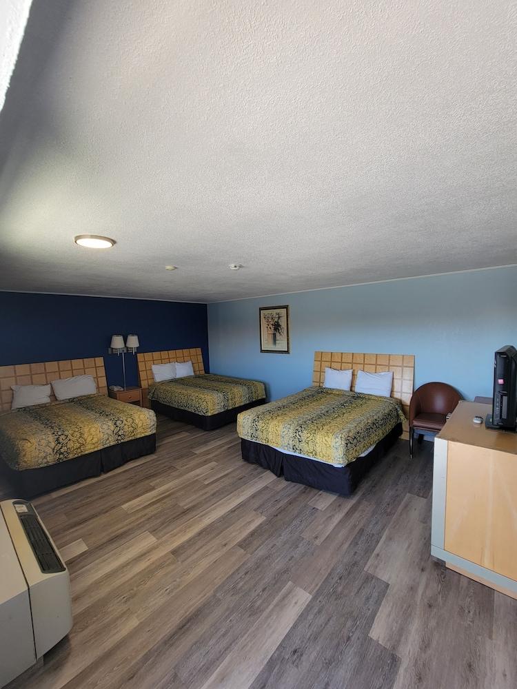 Travelodge by Wyndham Clovis photo 37