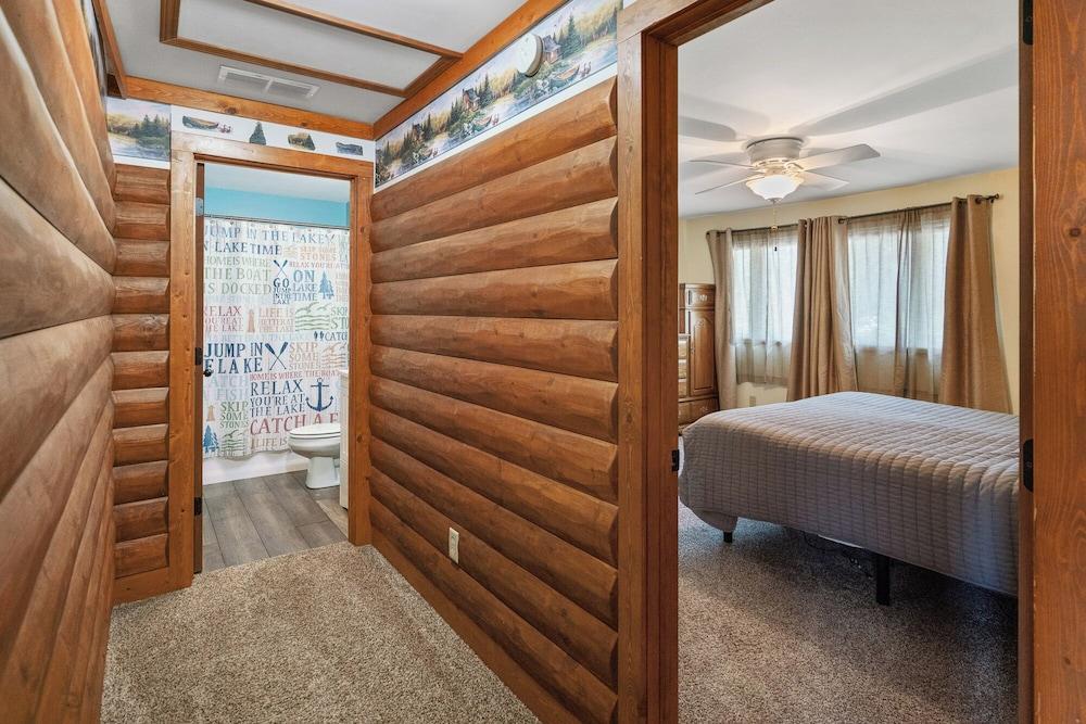 Fife Lake Lodge photo 73