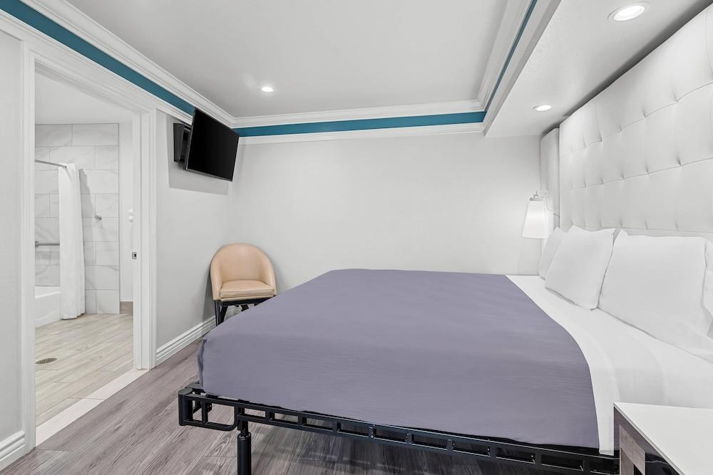 Rodeway Inn Commerce - Los Angeles photo 18