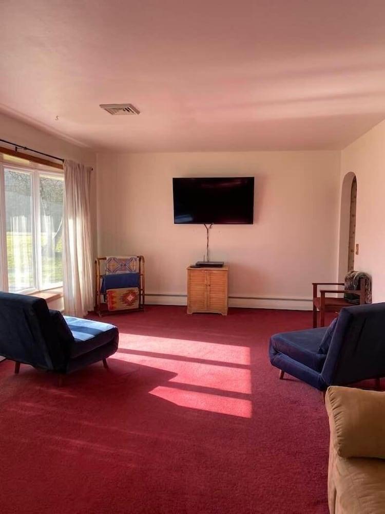 Bennetts Valley Elk Country Inn photo 11