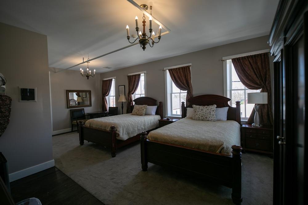 Nauvoo Temple House Hotel photo 7