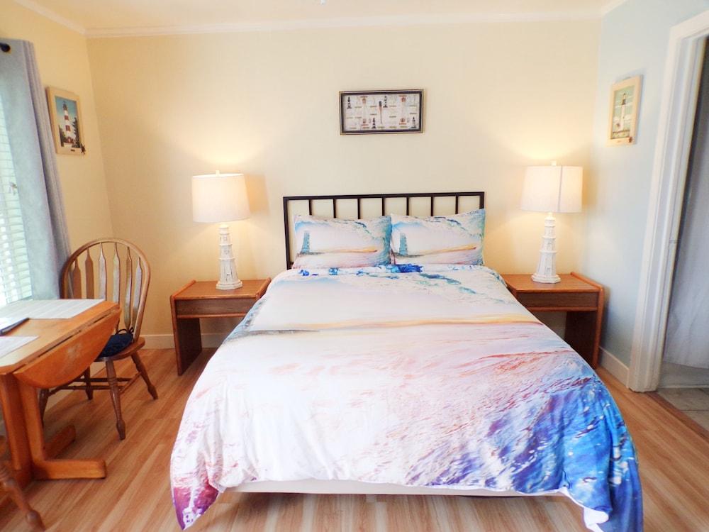 Shoreline Cottages photo 5