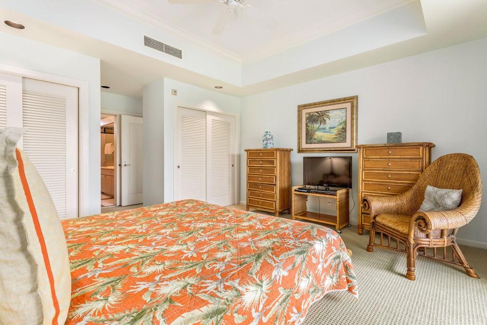 The Islands at Mauna Lani - CoralTree Residence Collection photo 6