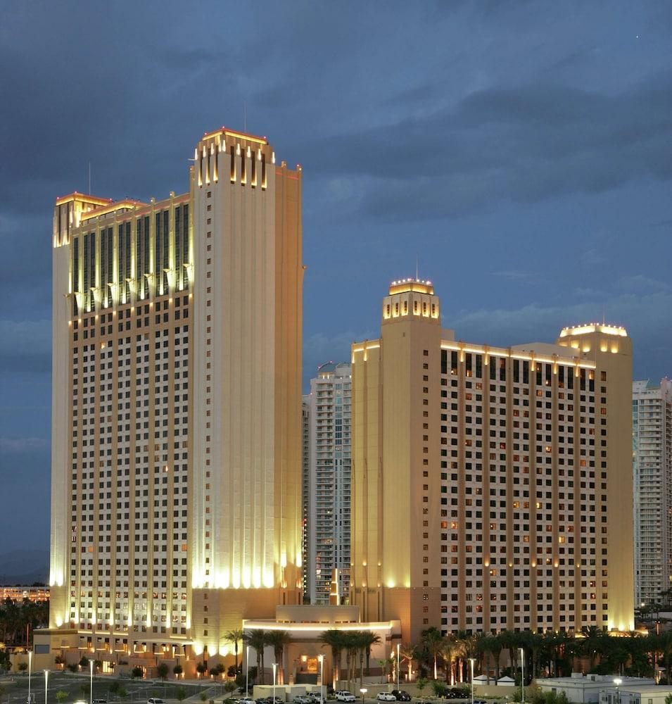 Hilton Grand Vacations Club on the Las Vegas Strip photo 23