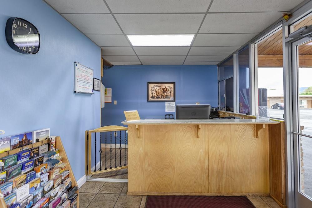 Budget Inn Boise photo 2