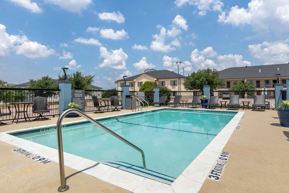 Comfort Inn - Weatherford photo 18