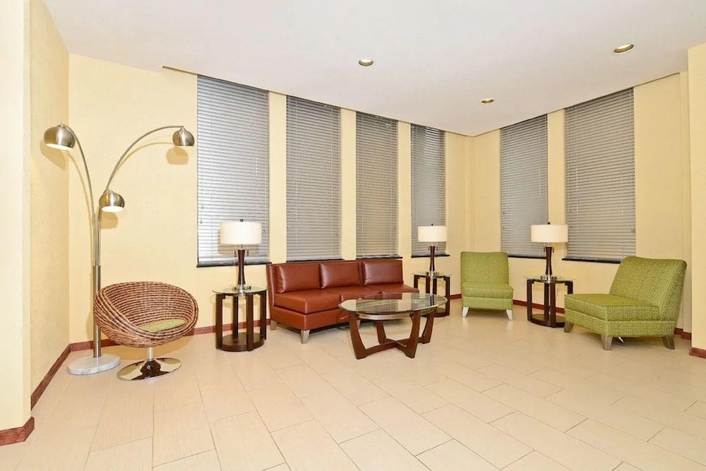 RUSHHH Daytona Beach, Tapestry Collection by Hilton photo 16