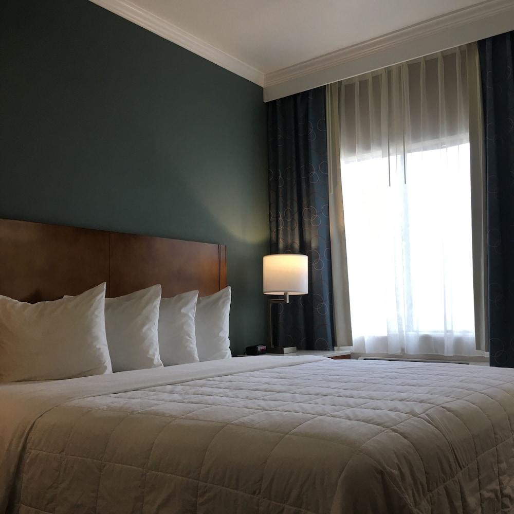 MainStay Suites John Wayne Airport by Choice Hotels photo 81
