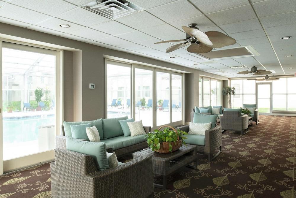 DoubleTree Suites by Hilton Hotel Mt. Laurel photo 42