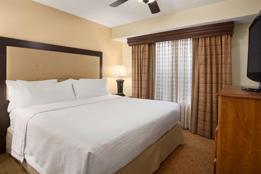 Homewood Suites Dallas/Park Central photo 6