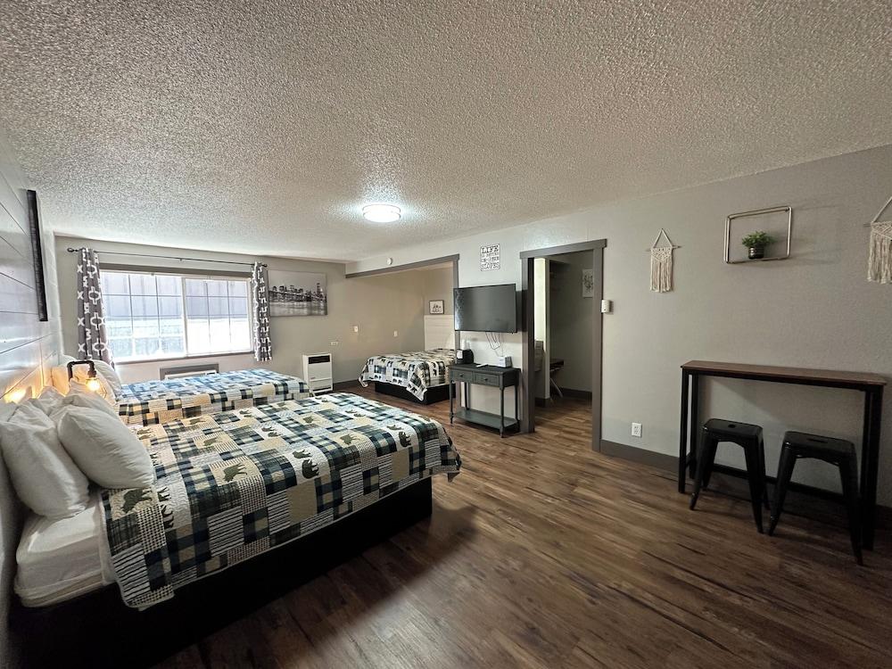 Lake Ridge Hotel photo 33