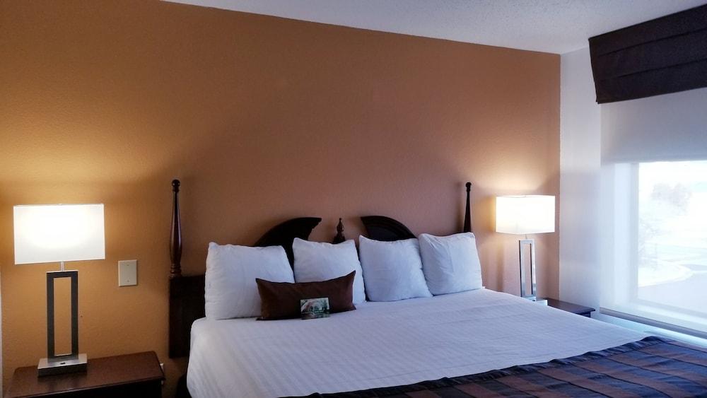 Wingate by Wyndham Indianapolis Airport-Rockville Rd. photo 7