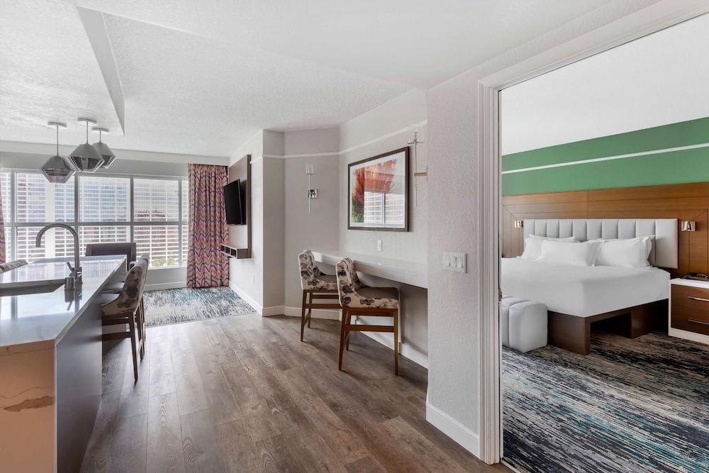 Hilton Grand Vacations Club Flamingo Las Vegas photo 12
