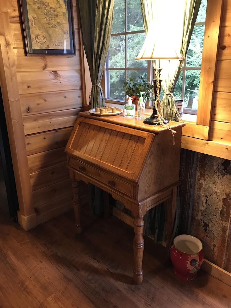 Nacoochee Valley Lodge photo 9
