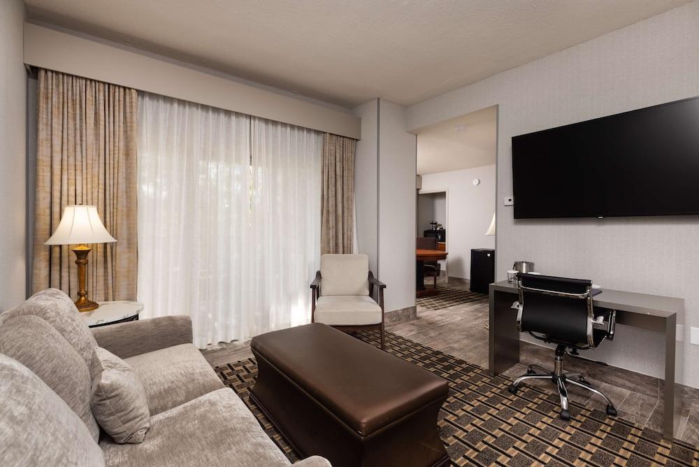Inn at the Colonnade Baltimore - a DoubleTree by Hilton photo 20