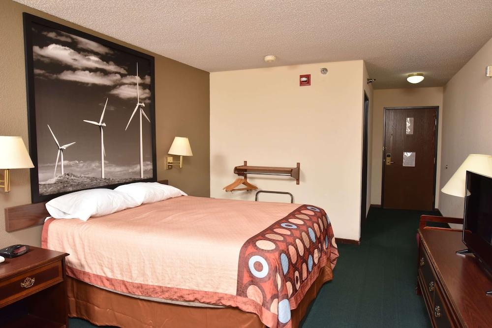 Super 8 by Wyndham Springfield/Battlefield photo 35