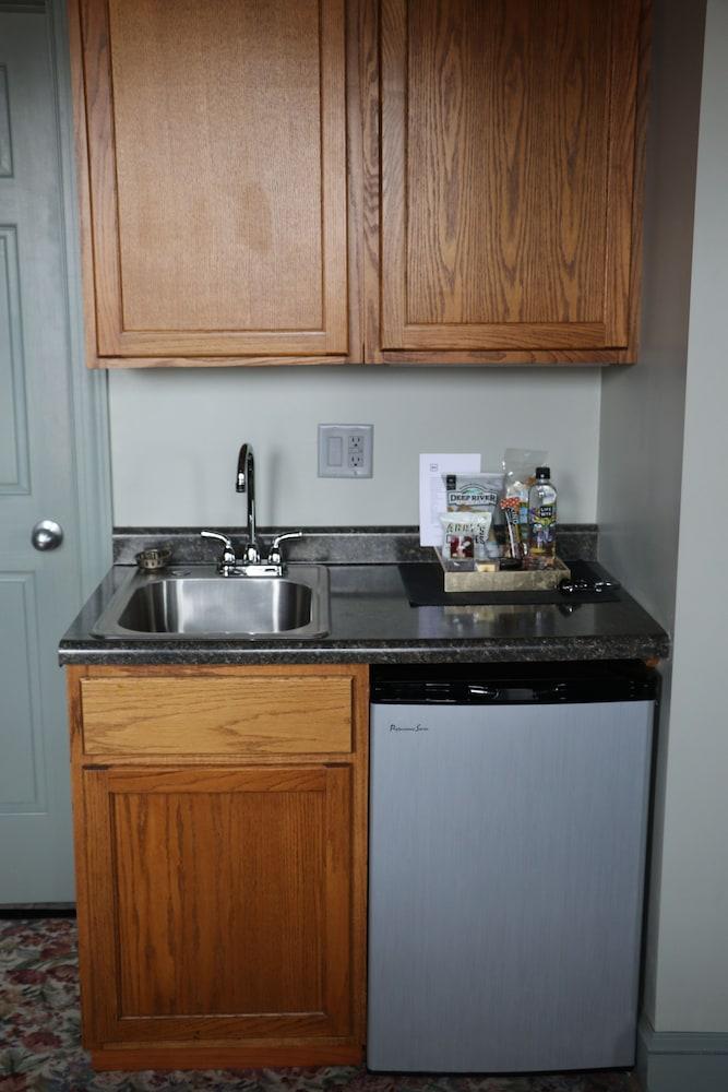 The Black Hawk Hotel photo 9