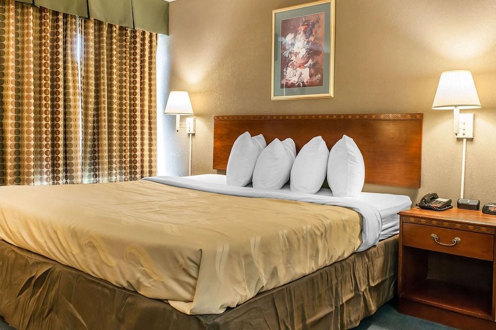 Quality Inn Lewisport photo 20