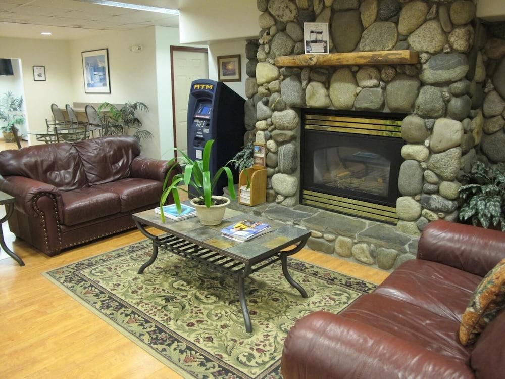Microtel Inn & Suites by Wyndham Eagle River/Anchorage Area photo 3