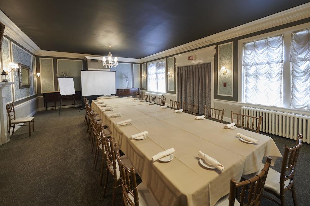 Lititz Springs Inn photo 20