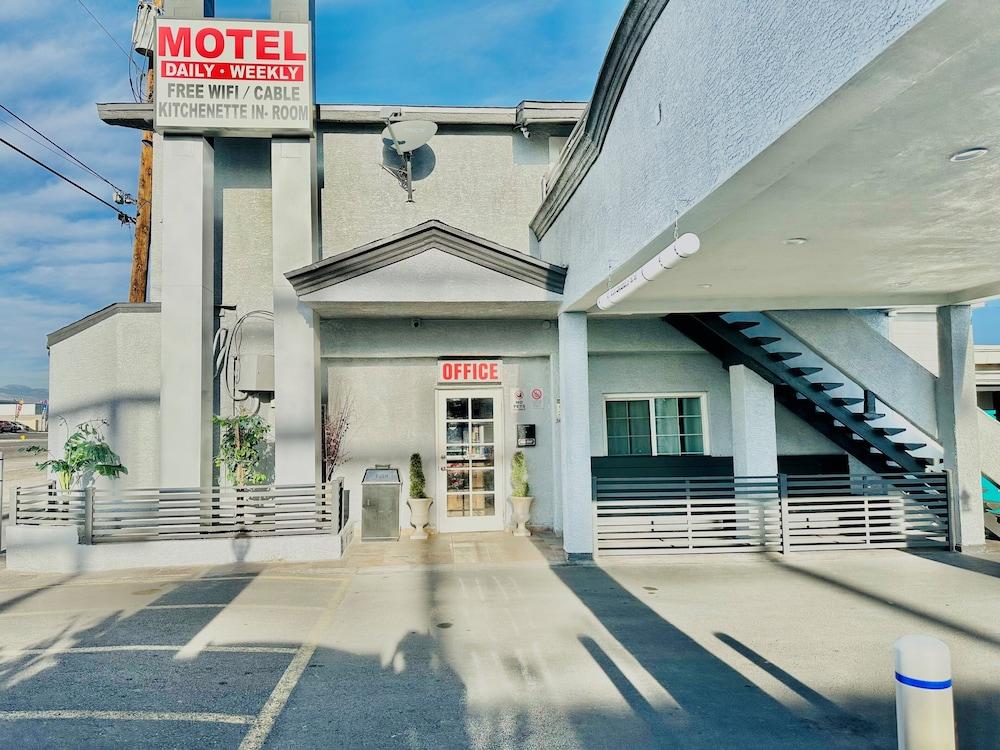 Perfect Inn Motel photo 1