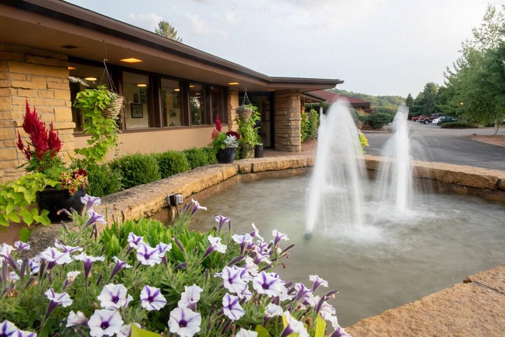 Spring Valley Inn photo 43