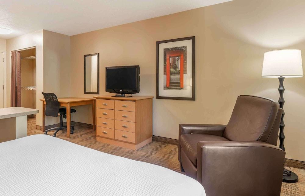 Extended Stay America Suites Houston Westchase Westheimer photo 6