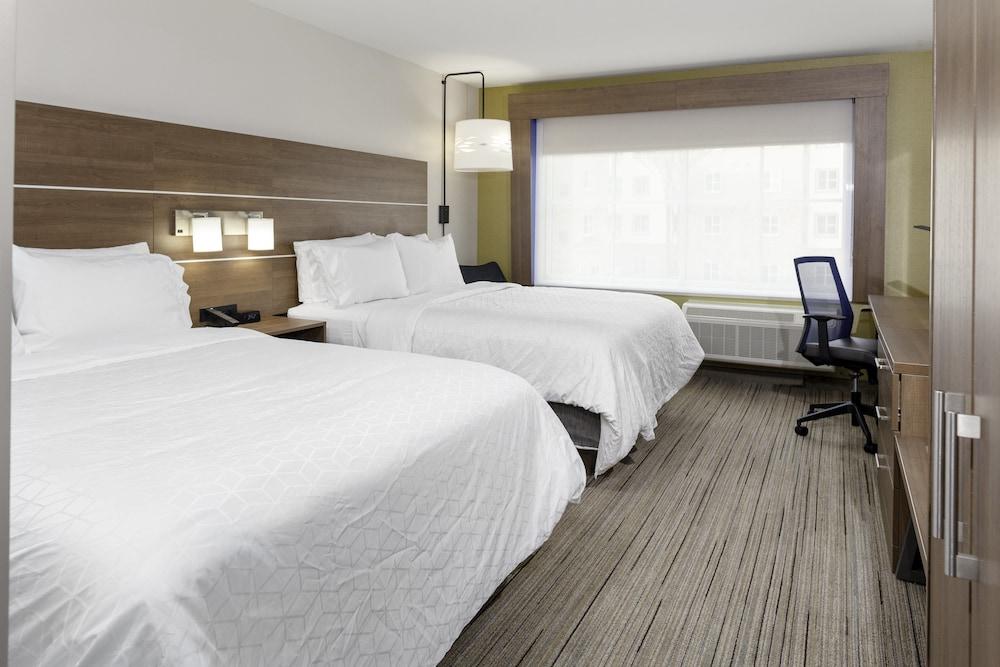 Holiday Inn Express & Suites Phoenix East - Gilbert by IHG photo 2