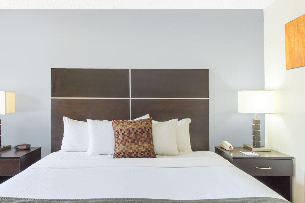 Amerstone Inn & Event Center photo 5