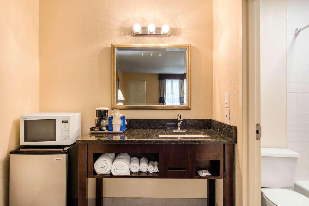Quality Inn Toccoa photo 6