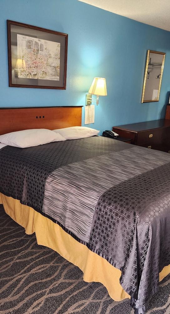 Alamo Motel photo 15