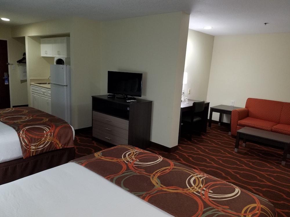 Baymont by Wyndham Grovetown Augusta photo 10