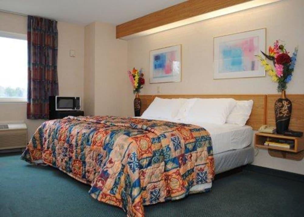 Rodeway Inn Willington North photo 18