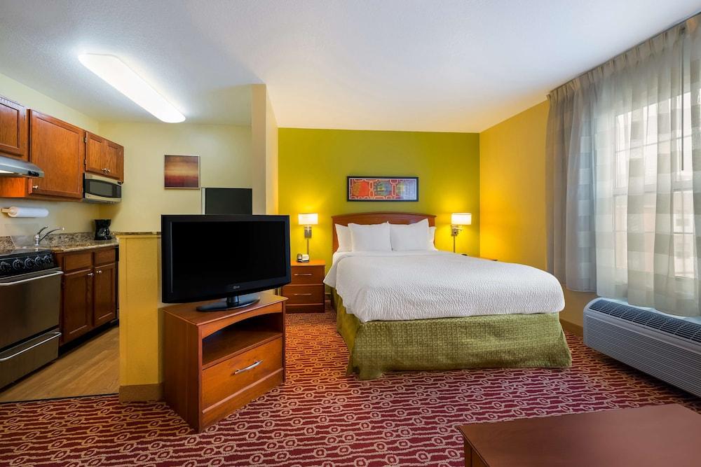 Sonesta Simply Suites Detroit Novi photo 19