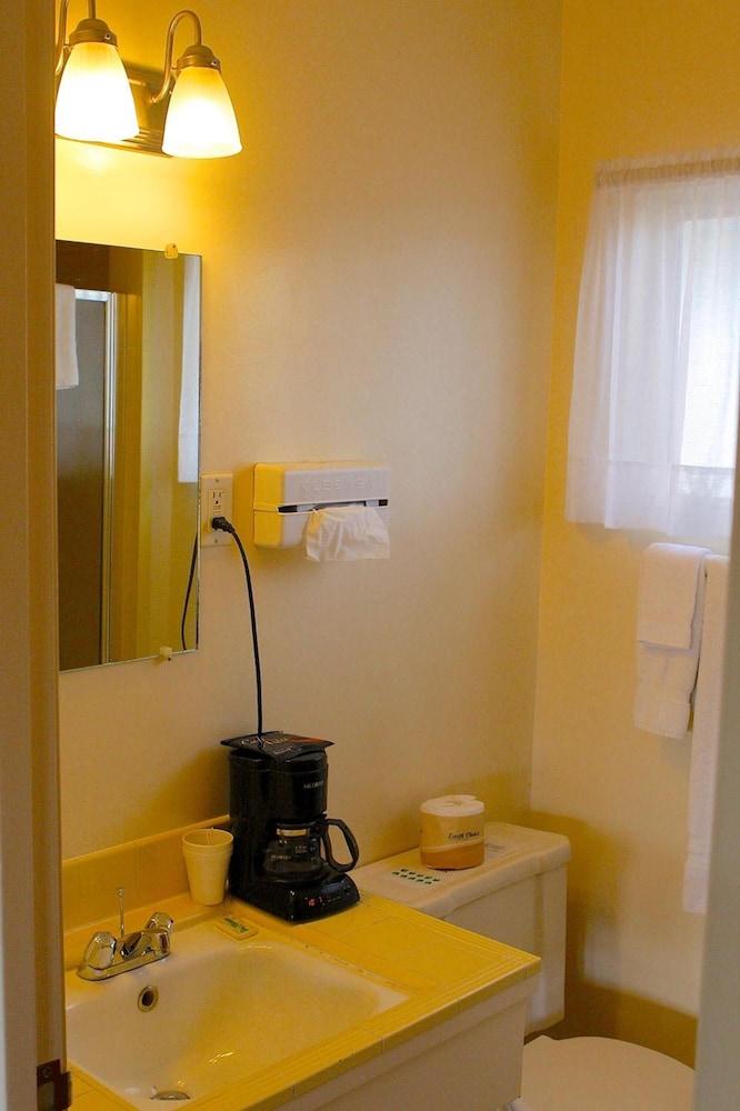 Melody Ranch Motel photo 33