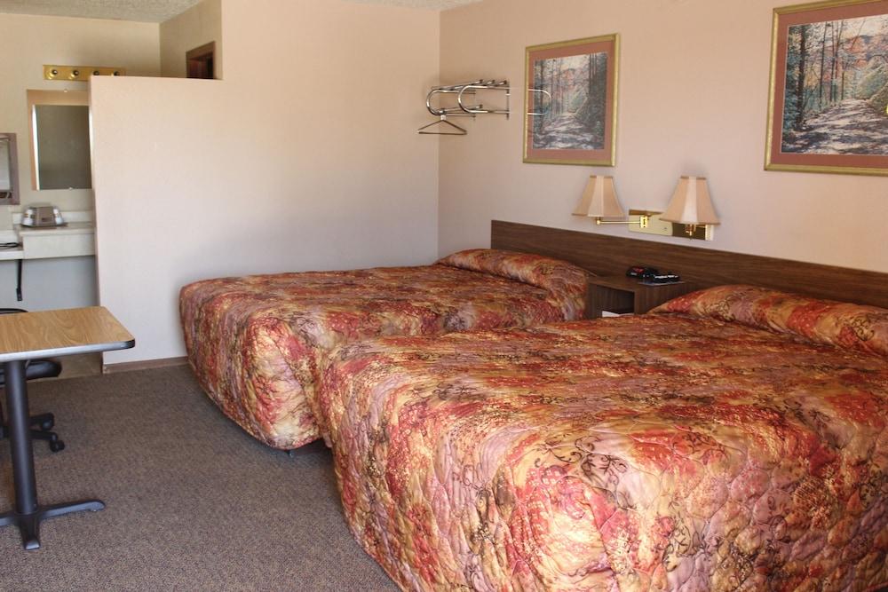 Budget Host Sundowner Motor Inn photo 3