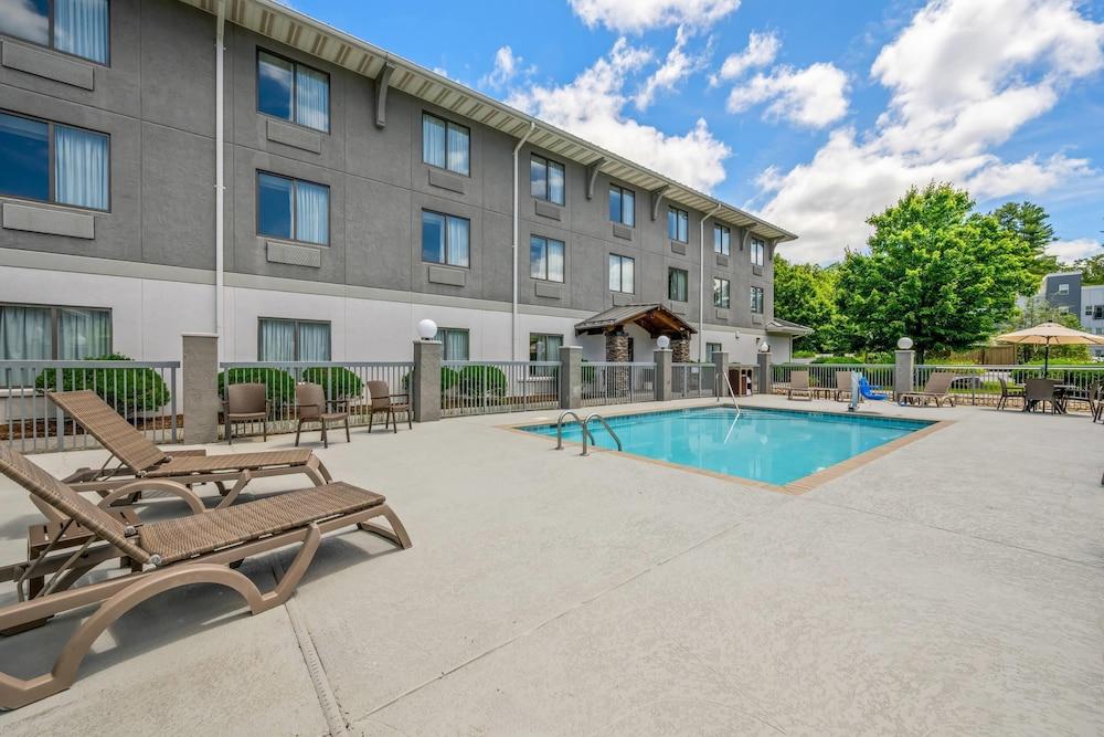 Sleep Inn Boone University Area photo 23