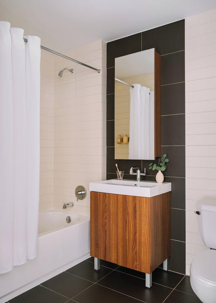 Sonder by Marriott Bonvoy One Platt Apartments Financial District photo 32